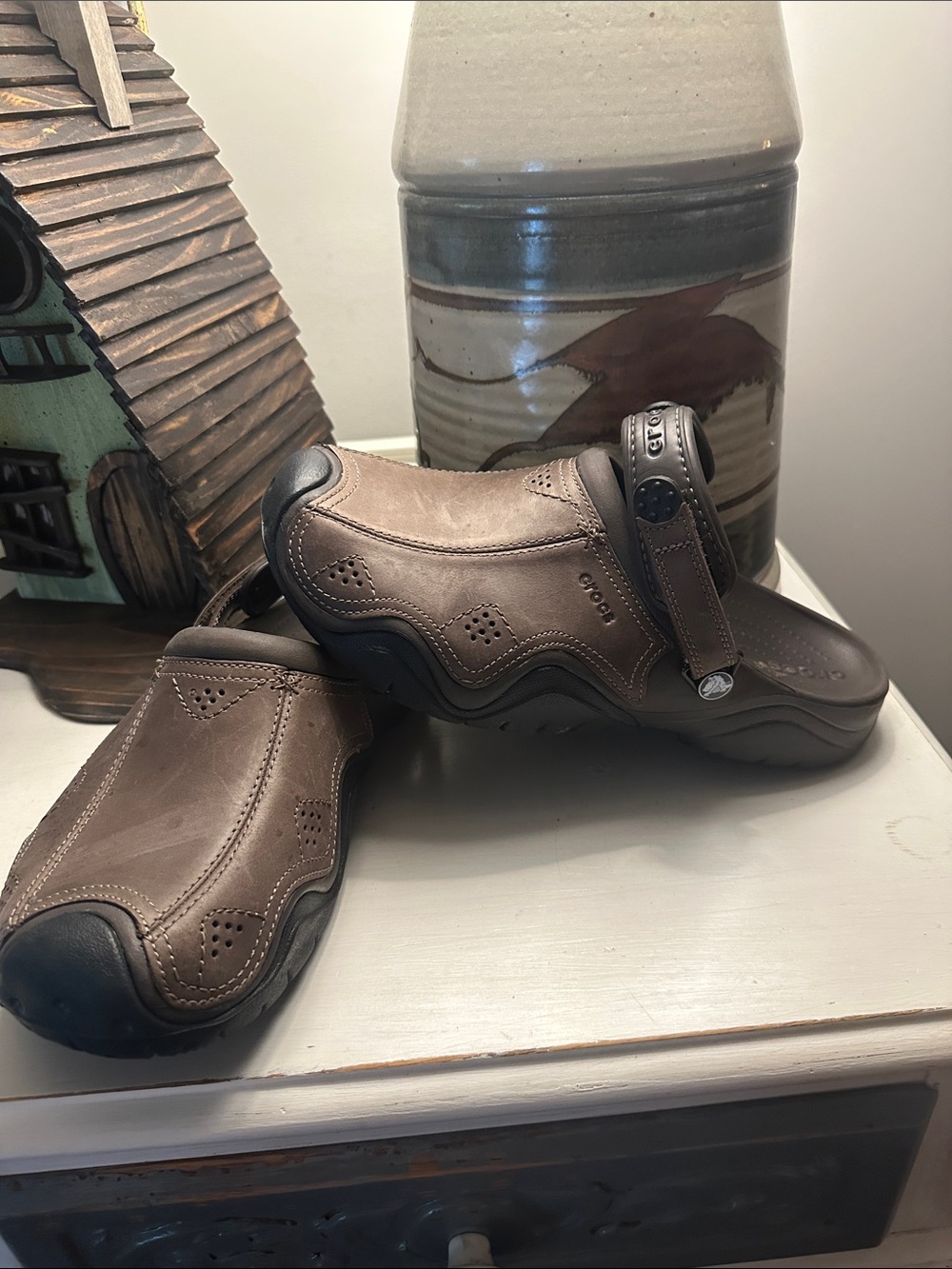 Men’s Crocs Yukon size 11
